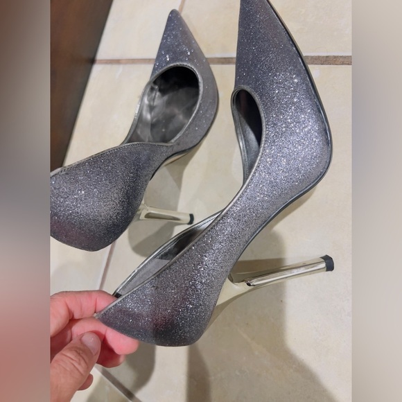 GUESS SHOES SIZE 6.5 SHIMMER SOFT PURPLE COLOR LIKE NEW CONDITION - Picture 14 of 16